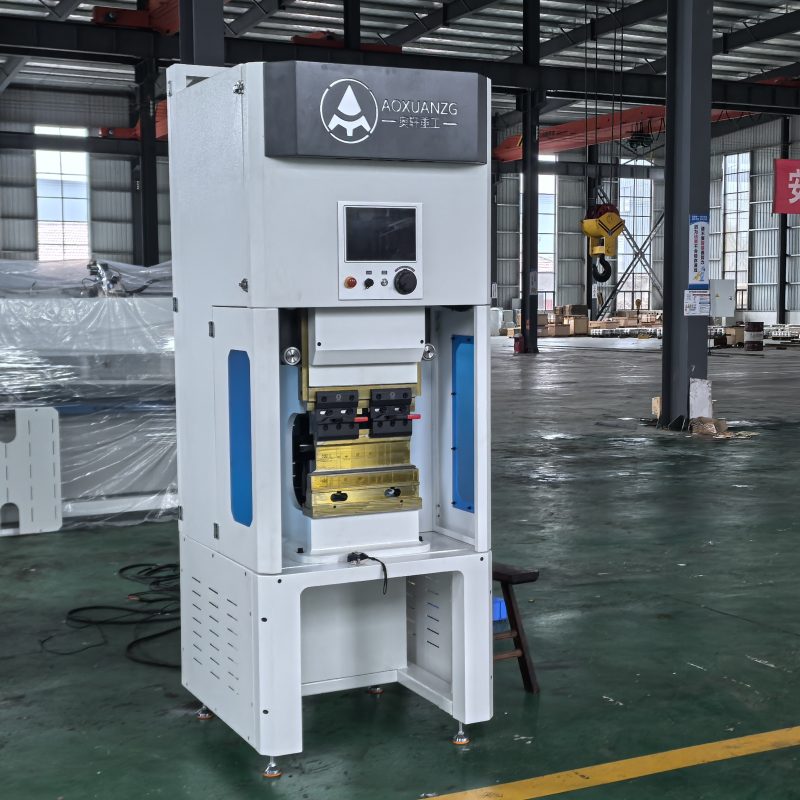 Mini 6tons 400mm 100% Pure electric press brake