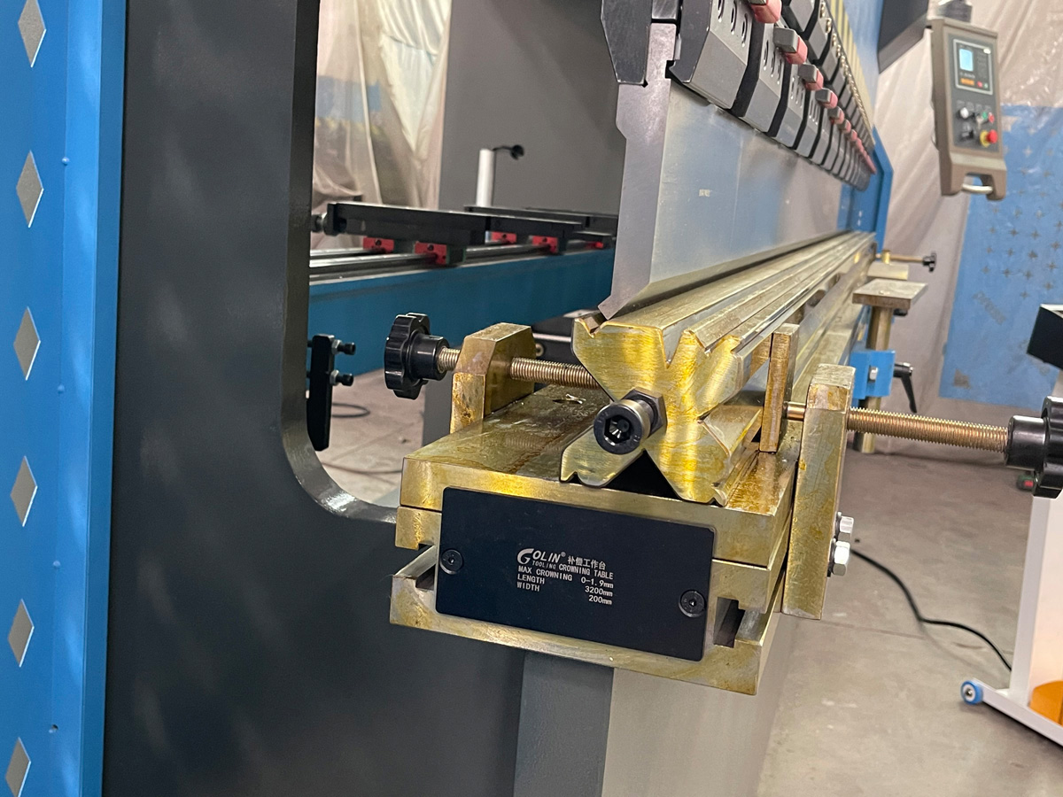 AOXUANZG 100T3200MM Hydraulic Bending Folder Machine with E21 NC System for Metal Plate Folding - 图片 6