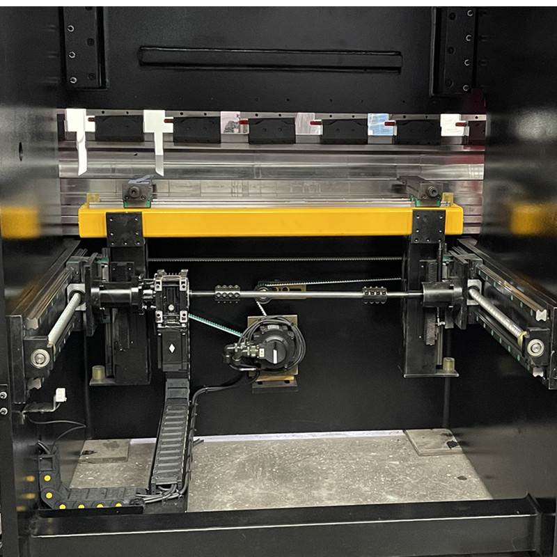 High Precision DA53T System 63Ton1600mm 4+1 AXIS Electric-hydraulic Servo Press Brake - Image 3