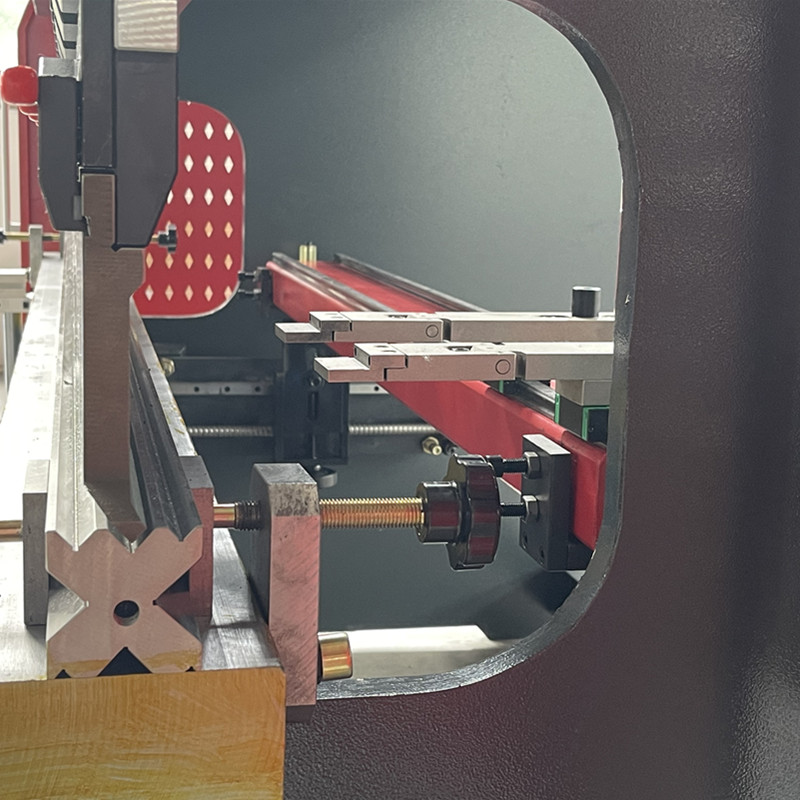 AOXUANZG 160T3200MM Hydraulic Bending Folder Machine with TP10s NC System for Metal Plate Folding - 图片 6