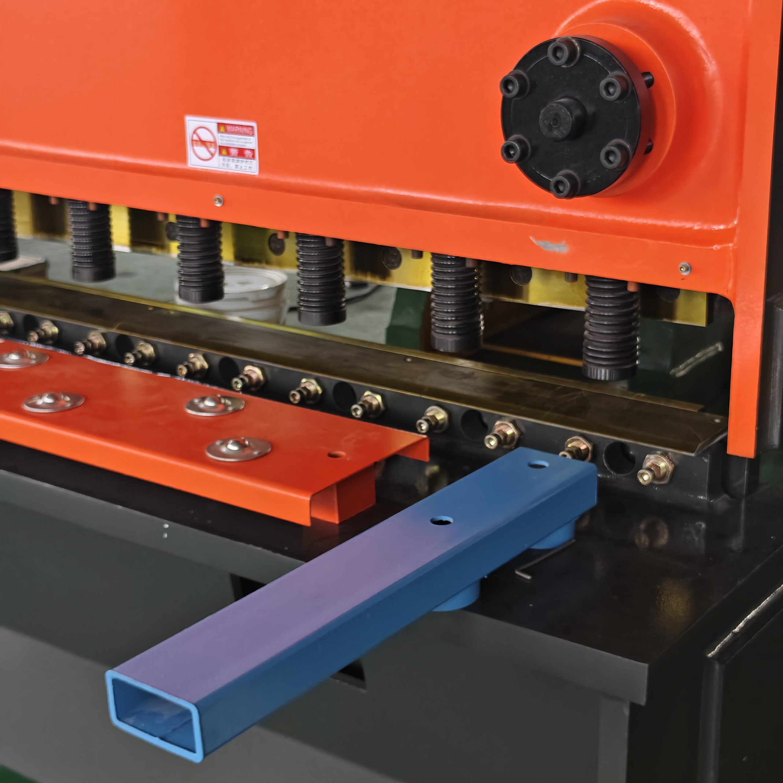 6m 8m Metal Plate Steel Plate Cutting CNC Hydraulic Shearing Machine - Image 3