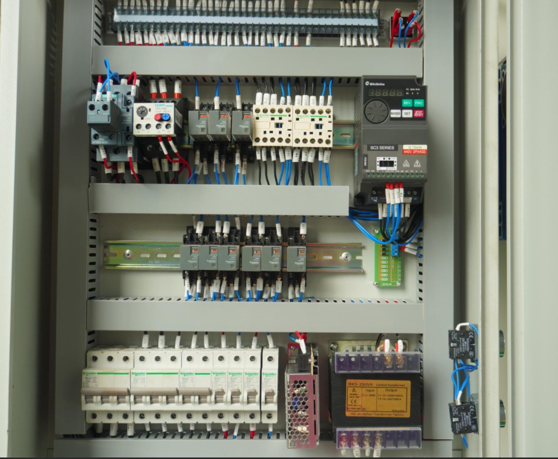 High Efficient Automatic Sheet Metal Shearing Machine QC11K 10*4000mm Guillotine Machine Hydraulic Shearing Machine - Image 3