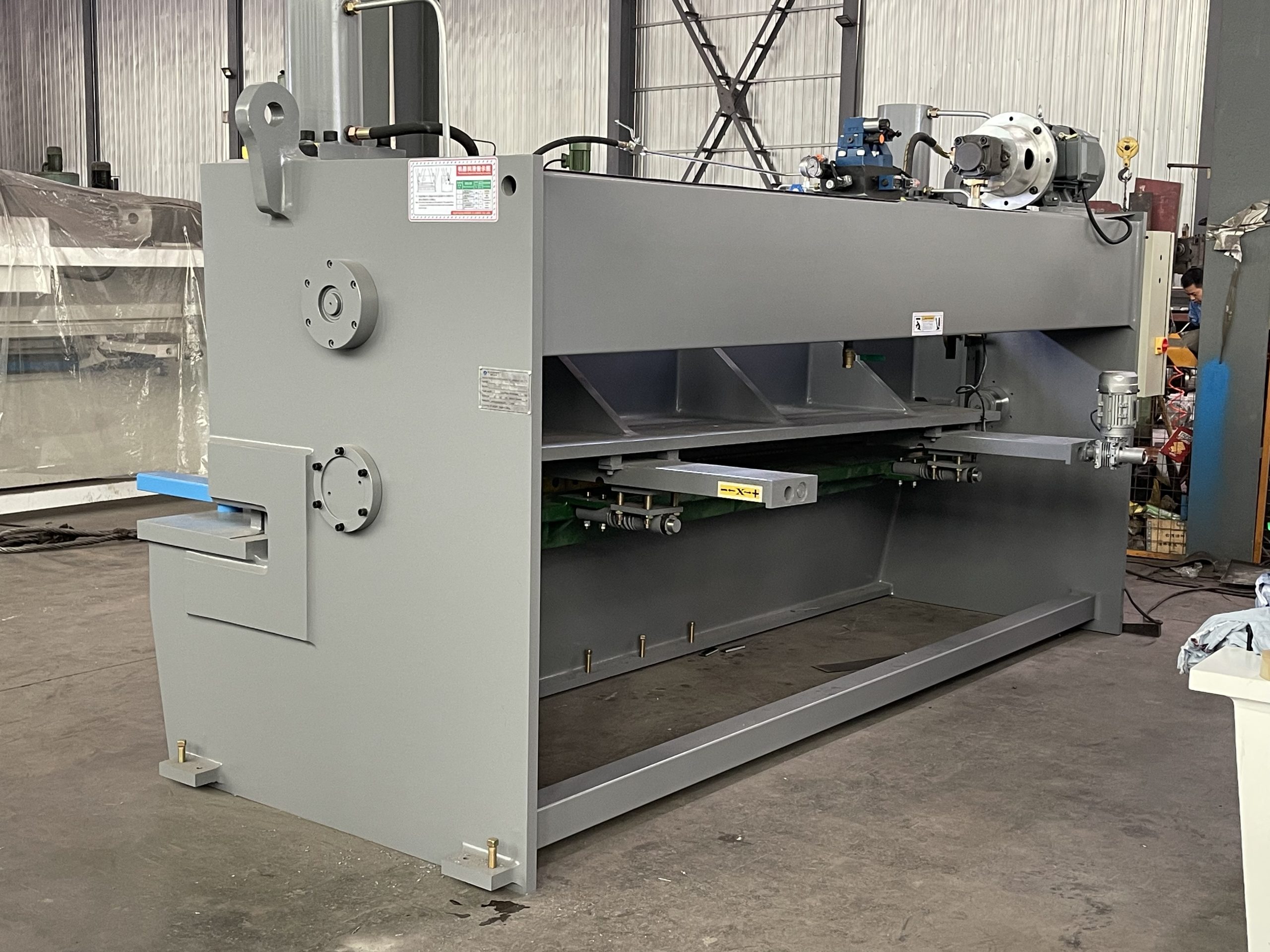 Full Automatic Blade Cut Machine, CNC Knife Cutting Machine, Shearing Machine with 500MM Backgauge - Image 2